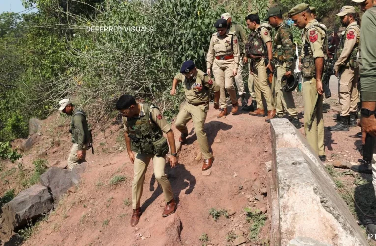 ତୀର୍ଥ ଯାତ୍ରୀଙ୍କ ଉପରେ ହମଲା: ଜଙ୍ଗଲରେ ଲୁଚିଛନ୍ତି ୩ ବିଦେଶୀ ଆତଙ୍କୀ