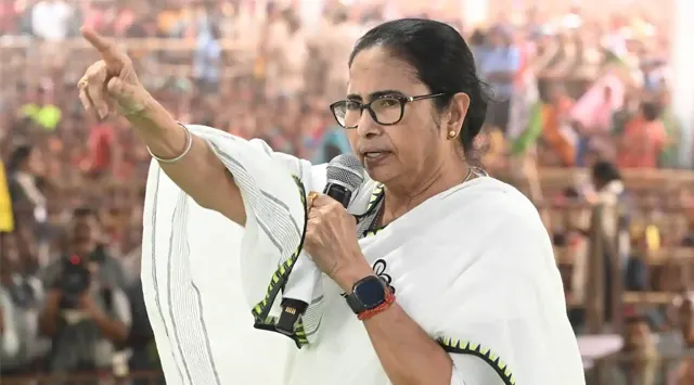 ସନ୍ଦେଶଖାଲିରେ ବିରୋଧୀଙ୍କ ଉପରେ ବର୍ଷିଲେ ମମତା