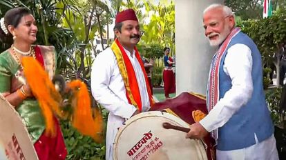 ସିଙ୍ଗାପୁରରେ ପ୍ରଧାନମନ୍ତ୍ରୀ ମୋଦୀ: ଦ୍ଵିପାକ୍ଷିକ ସମ୍ପର୍କ ମଜବୁତ୍ କରିବା ଉପରେ ଗୁରୁତ୍ଵ