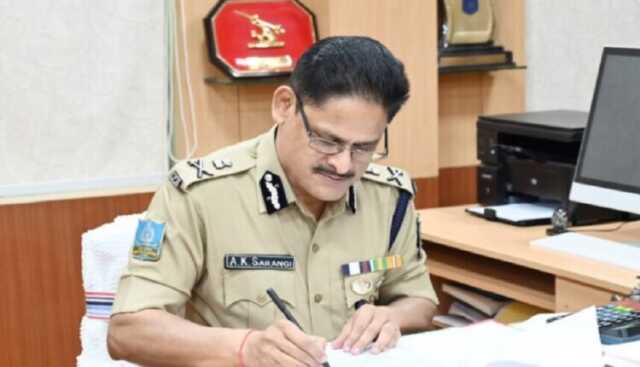 ବରିଷ୍ଠ ଆଇପିଏସ ଅରୁଣ ଷଡ଼ଙ୍ଗୀ ହେଲେ OPSC ଅଧ୍ୟକ୍ଷ, ୬୨ ବର୍ଷ ବୟସ ଯାଏ ରହିବ କାର୍ଯ୍ୟକାଳ