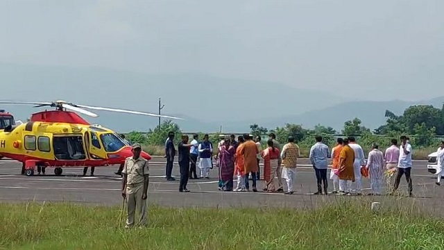 ମୁଖ୍ୟମନ୍ତ୍ରୀଙ୍କ ହେଲିକପ୍ଟରରେ ଯାନ୍ତ୍ରିକ ତ୍ରୁଟି; ମୟୂରଭଞ୍ଜ ଗସ୍ତ ବାତିଲ୍‌