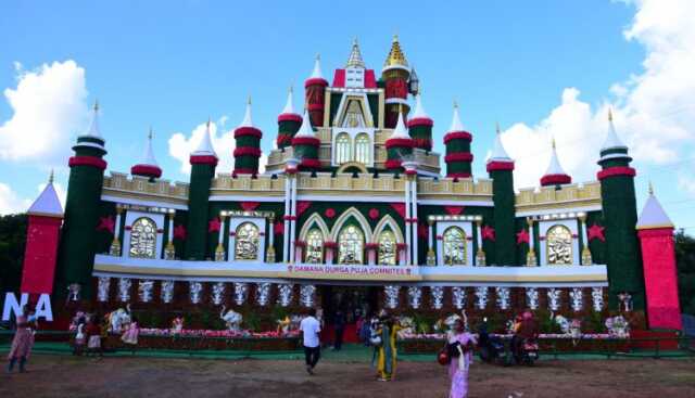 ରାଜଧାନୀରେ ପର୍ଯ୍ୟଟକଙ୍କ ମନମୋହୁଛି ଦୁବାଇର ମିରାକଲ୍ ଗାର୍ଡେନ