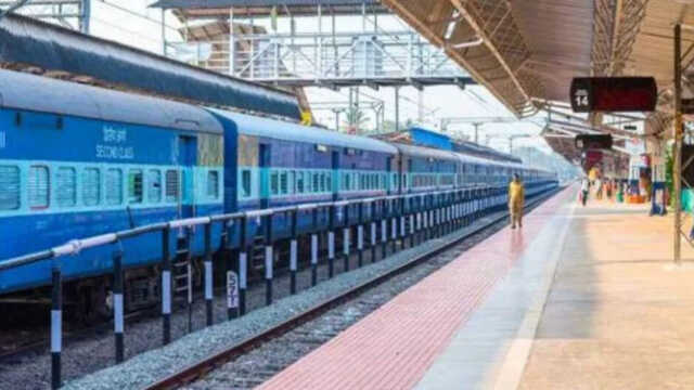 ରେଳ ଷ୍ଟେସନକୁ ବୋମାରେ ଉଡ଼ାଇଦେବାକୁ ଧମକ