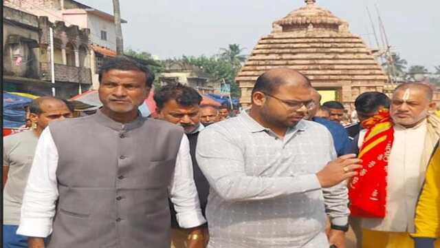 ଆରଡିପୀଠରେ ଶୃଙ୍ଖଳିତ ଦର୍ଶନ ପାଇଁ ସ୍ବତନ୍ତ୍ର ବାରିକେଡ, ନଦୀଘାଟର ଉଭୟ ପାର୍ଶ୍ବରେ କଡା ସୁରକ୍ଷା ବ୍ୟବସ୍ଥା