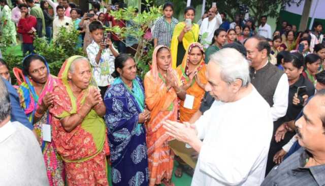 ଶ୍ରମିକମାନଙ୍କ ତ୍ୟାଗ ଓ ବଳିଦାନକୁ ସମ୍ମାନ ଜଣାଉଛି ବିଜେଡି- ବିଜେଡି ସୁପ୍ରିମୋ ନବୀନ ପଟ୍ଟନାୟକ