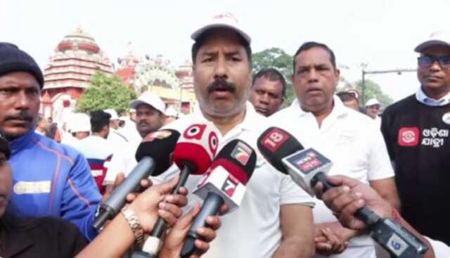 ‘ପର୍ଯ୍ୟଟନ ଶିଳ୍ପକୁ ଛୁଇଁବ ଡବଲ ଡେକର୍ ବସ୍ ଓ ନୂଆ ମୋ ବସ୍’
