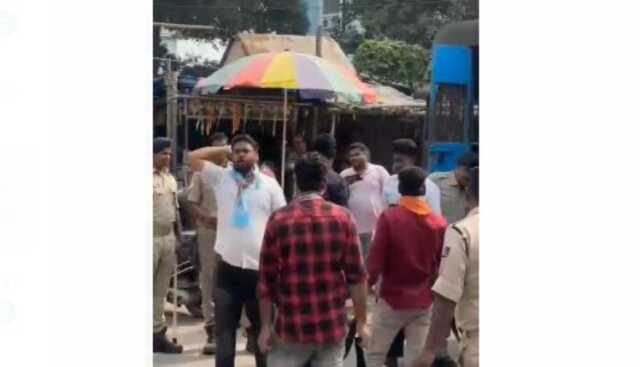 ମୁଖ୍ୟମନ୍ତ୍ରୀଙ୍କ ପୁରୀ ଗସ୍ତ ବେଳେ କଳା ପତକା ବିରୋଧ ପ୍ରଦର୍ଶନ
