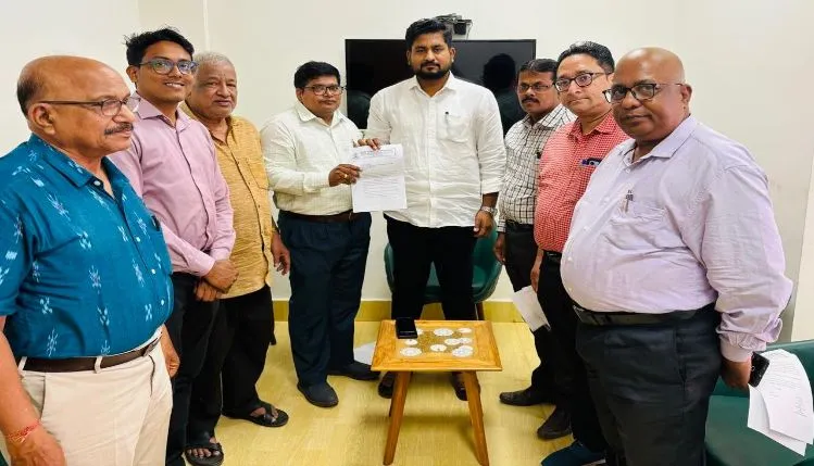 ‘ରାଜ୍ୟର ବେସରକାରୀ କଲେଜଗୁଡ଼ିକୁ ସରକାର ହାତକୁ ନିଅନ୍ତୁ’