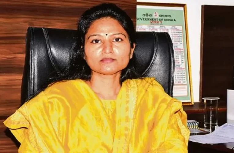 ଦୁଇ IAS ଅଧିକାରୀ ମାନସୀ ନିମ୍ଭାଲ ଓ ସମର୍ଥ ବର୍ମାଙ୍କୁ ମିଳିଲା ନୂଆ ଦାୟିତ୍ବ