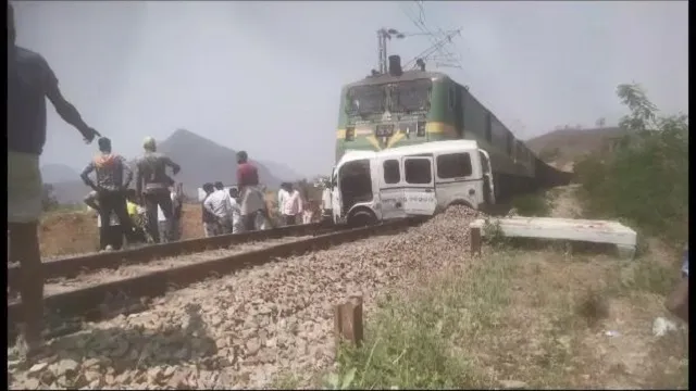 Train 2