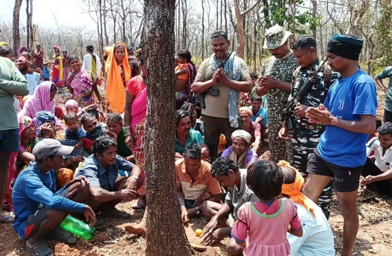 ୪ ଦଶନ୍ଧି ପରେ ନକ୍ସଲ ପ୍ରବଣ ଗାଁରେ ସାପ୍ତାହିକ ହାଟ ବସିଲା