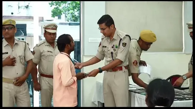 କମିଶନରେଟ ପୋଲିସର ମୋବାଇଲ ମେଳା, ଫେରାଉଛି ଚୋରି ମୋବାଇଲ