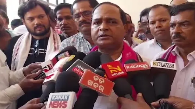 ଖୁବ୍ ଶୀଘ୍ର ଯୋଗ୍ୟ ହତାଧିକାରୀଙ୍କୁ ନୂଆ ରାସନ କାର୍ଡ ବାଣ୍ଟିବାକୁ ସରକାରଙ୍କ ନିର୍ଦ୍ଦେଶ