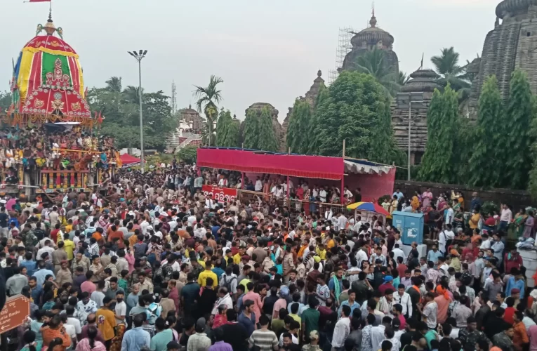 ୫ଦିବସୀୟ ଯାତ୍ରାରେ ବାହାରିଲେ ପ୍ରଭୁ ଲିଙ୍ଗରାଜ