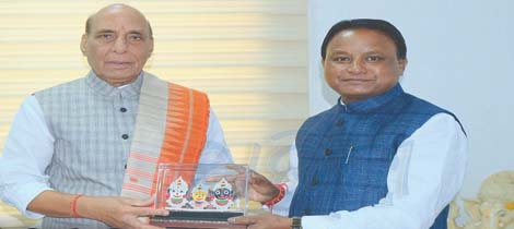 ଦିଲ୍ଲୀରେ ରାଜନାଥଙ୍କୁ ଭେଟିଲେ ମୁଖ୍ୟମନ୍ତ୍ରୀ