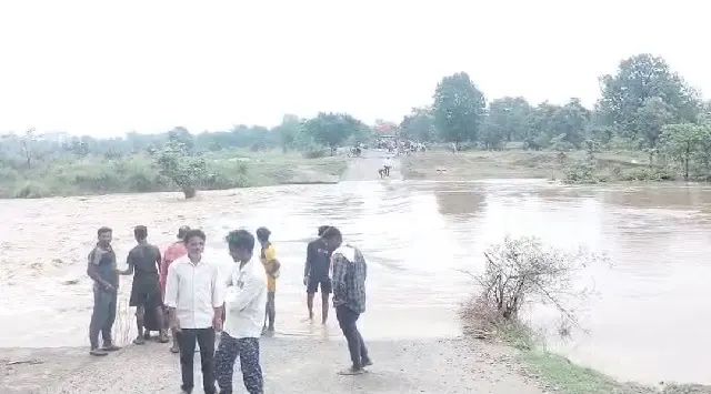 ପୋଲ ଉପରେ ୪ ଫୁଟର ପାଣି, ବୌଦ୍ଧ-ବଲାଙ୍ଗୀର ଯୋଗାଯୋଗ ବିଚ୍ଛିନ୍ନ