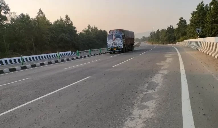 ‘ଚଳିତ ବର୍ଷ ଶେଷ ସୁଦ୍ଧା ୫୫ ନମ୍ବର ଜାତୀୟ ରାଜପଥର ନିର୍ମାଣ କାମ ସରିବ’