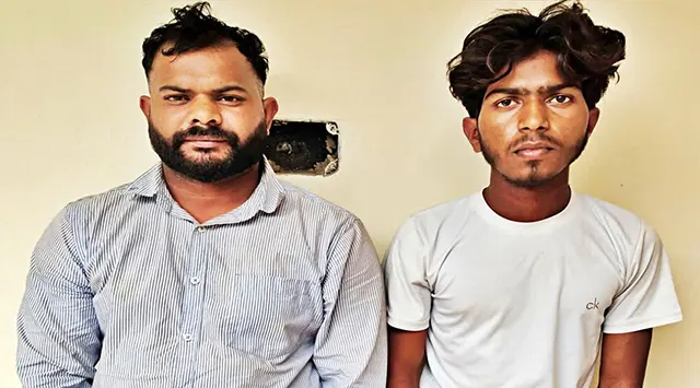 ୨ ଗୁପ୍ତଚର ଗିରଫ, ଶତ୍ରୁପକ୍ଷକୁ ଦେଉଥିଲେ ସେନାର ଗୋପନୀୟ ସୂଚନା
