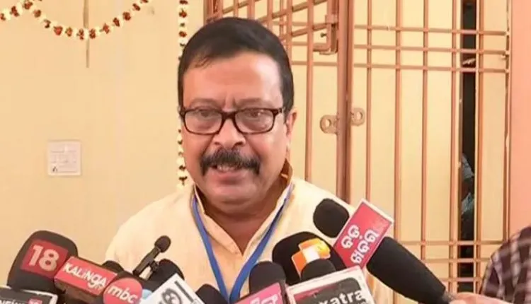 ଦିଦିଙ୍କୁ ରାଜସ୍ବ ମନ୍ତ୍ରୀ ସୁରେଶ ପୂଜାରୀଙ୍କ କଡ଼ା ଜବାବ, କହିଲେ ମମତା ହିନ୍ଦୁ ବିରୋଧୀ