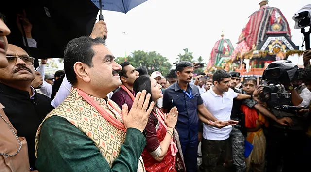ପୁରୀରେ ଗୌତମ ଆଦାନୀ ଶରଧା ବାଲିରେ ଶ୍ରୀଜିଉଙ୍କୁ କଲେ ଦର୍ଶନ