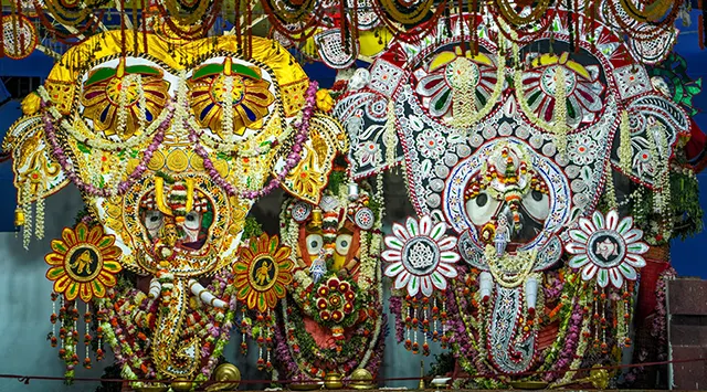 ହାତୀବେଶରେ ଦର୍ଶନ ଦେଉଛନ୍ତି ମହାପ୍ରଭୁ