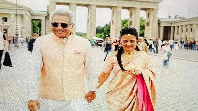 ପୂର୍ବତନ ସାଂସଦ ପିନାକୀ ମିଶ୍ରଙ୍କୁ ମହୁଆ ମୋଇତ୍ରା ବିବାହ କରିଥିବା ଚର୍ଚ୍ଚା