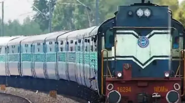 ଜୁଲାଇ ୧ରୁ ବଢିବ ଟ୍ରେନ ଭଡ଼ା