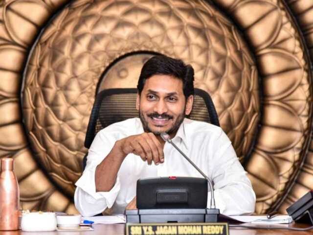 YSRCP ମୁଖ୍ୟ ଜଗନ ମୋହନ ରେଡ୍ଡିଙ୍କ ବିରୋଧରେ ଏକ ସଡ଼କ ଦୁର୍ଘଟଣାର ଅଭିଯୋଗ