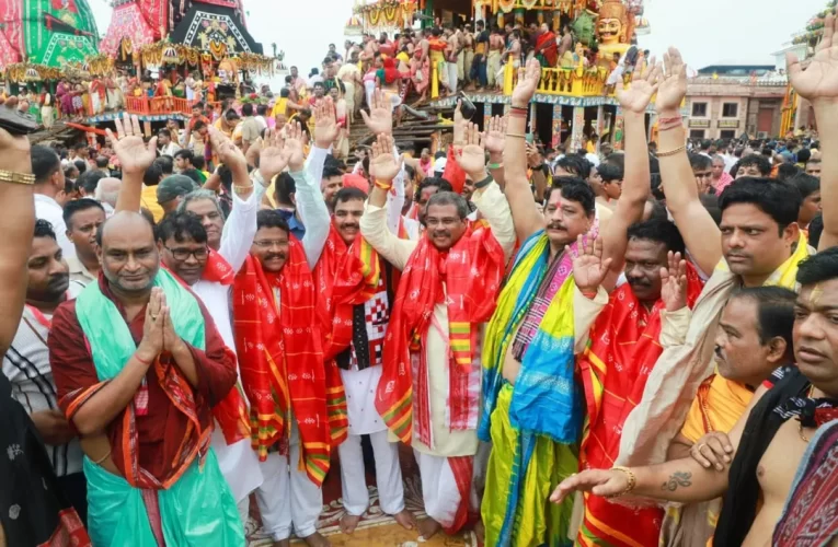 ମହାପ୍ରଭୁଙ୍କ ଦର୍ଶନ ସହ ସୁବ୍ୟବସ୍ଥିତ ଆୟୋଜନକୁ କଲେ ପ୍ରଶଂସା କଲେ ଧର୍ମେନ୍ଦ୍ର