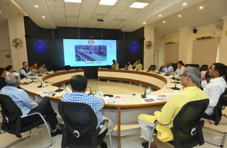 ଭୁବନେଶ୍ୱର ମେଟ୍ରୋ ରେଳ ପ୍ରକଳ୍ପ: ସଫଳ ରୂପରେ କାର୍ଯ୍ୟାନ୍ବିତ ପାଇଁ ଆଲୋଚନା