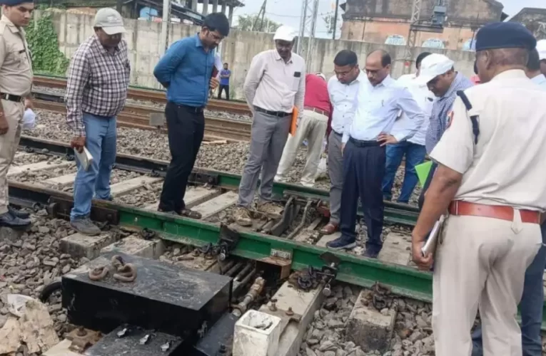 ୟାର୍ଡ ପୁନଃ ନବୀକରଣ କାର୍ଯ୍ୟ ନିରୀକ୍ଷଣ କଲେ ମଣ୍ଡଳ ପ୍ରବନ୍ଧକ