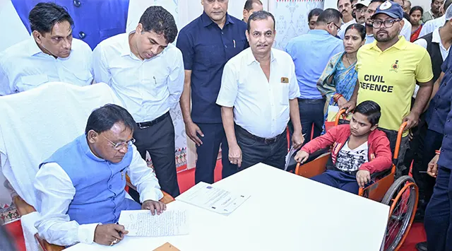 ଅଭିଯୋଗ ଶୁଣିଲେ ମୁଖ୍ୟମନ୍ତ୍ରୀ ମୋହନ ଚରଣ ମାଝୀ