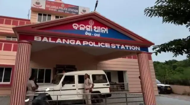 ଦିଲ୍ଲୀ ଅଭିମୁଖେ ବଳଙ୍ଗା ଥାନା ଅଧିକାରୀ, ପୀଡିତାଙ୍କ ପରିବାର ଲୋକଙ୍କ ବୟାନ ରେକର୍ଡ କରିବେ