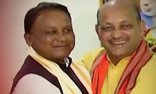 ‘ମନମୋହନଙ୍କ ପାଇଁ ରାଜ୍ୟରେ ସରକାର’, ପ୍ରଶଂସାରେ ପୋତିଲେ ମୁଖ୍ୟମନ୍ତ୍ରୀ