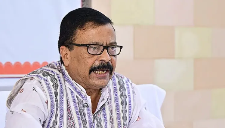 ବଢୁଛି ନଦୀଗୁଡିକରେ ଜଳସ୍ତର, ଜିଲ୍ଲାପାଳମାନଙ୍କୁ ପ୍ରସ୍ତୁତ ରହିବାକୁ ଦିଆଯାଇଛି ନିର୍ଦ୍ଦେଶ: ସୁରେଶ ପୂଜାରୀ