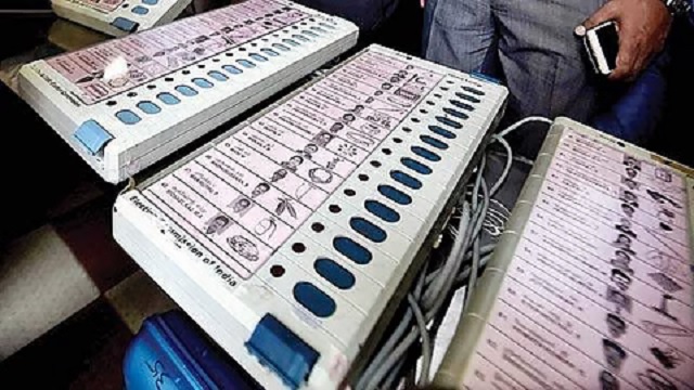 ପ୍ରଥମ ଥର ପାଇଁ ଖୋଲାଗଲା ସୁପ୍ରିମକୋର୍ଟରେ  EVM ମେସିନ୍, ଭୋଟ୍ ଗଣନାରେ ପରାଜିତ ପ୍ରାର୍ଥୀ ଜିତିଲେ