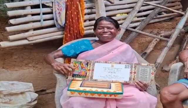 ଆସିଛି ଡାକରା, ରାଷ୍ଟ୍ରପତି ଭବନ ଯିବେ ଆଦିବାସୀ ମହିଳା ସୁରୁ ତିରିଆ