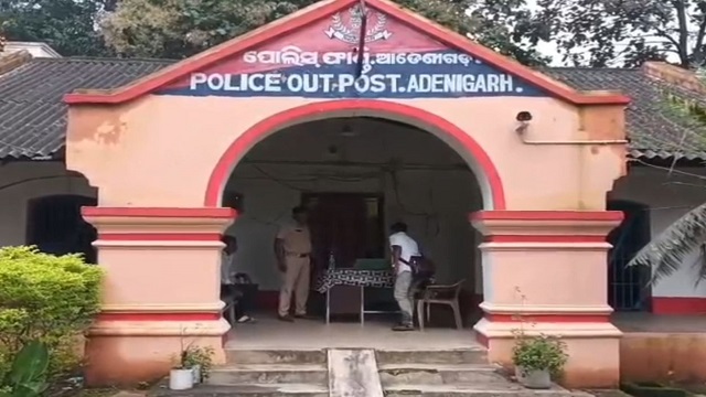 ବାଇକରେ ବୁହା ହେଲା ମରଶରୀର, ଗାଁକୁ ଯାଇ ପାରିଲାନି ମହାପ୍ରୟାଣ ଗାଡ଼ି