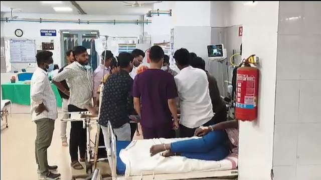 ଟ୍ୟୁସନ ସାର୍‌ଙ୍କୁ ଗୁଳିମାଡ଼