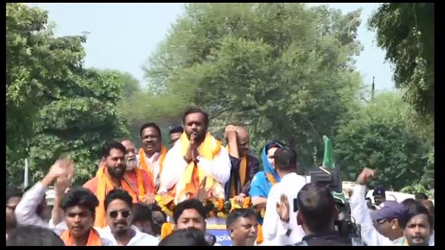 ନାମାଙ୍କନ ପତ୍ର ଦାଖଲ କଲେ ବିଜେପି ବିଧାୟକ ପ୍ରାର୍ଥୀ ଜୟ ଢୋଲକିଆ