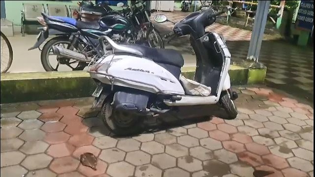 ସ୍କୁଟି ଡିକି ଭାଙ୍ଗି ୧୦ ଲକ୍ଷ ଟଙ୍କା ଲୁଟ୍