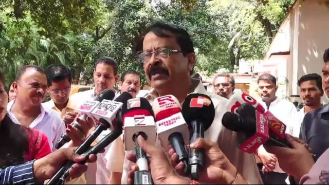 ବାତ୍ୟା କ୍ଷତିଗ୍ରସ୍ତଙ୍କୁ ସମସ୍ତ କ୍ଷତିପୂରଣ ଦେବେ ସରକାର: ରାଜସ୍ବ ମନ୍ତ୍ରୀ