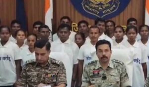 ଦନ୍ତେୱାଡ଼ାରେ ଆତ୍ମସମର୍ପଣ କଲେ ୩୭ ମାଓବାଦୀ