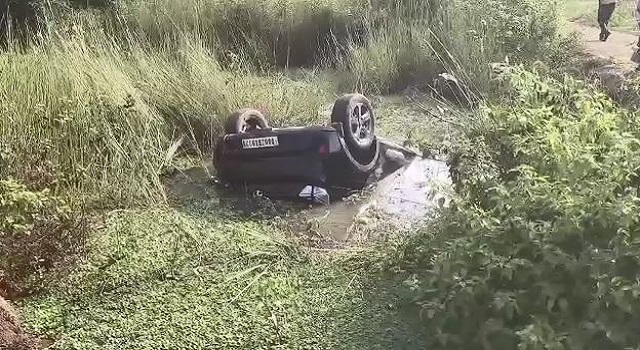 Car c