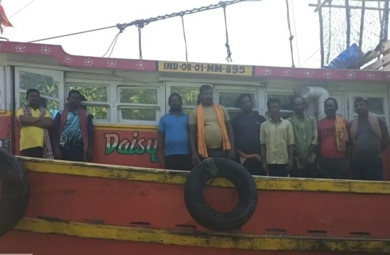 ଗହୀରମଥାରୁ ୨ଟି ଟ୍ରଲର ଜବତ, ୧୯ ମସ୍ୟଜୀବୀ ଗିରଫ