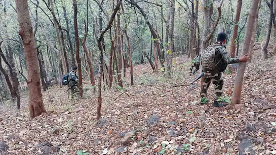 ଦଶପଲ୍ଲାରେ ଆତ୍ମଗୋପନ କରିଛନ୍ତି ମାଓବାଦୀ, କମ୍ବିଂ ଅପରେସନ ଜାରି
