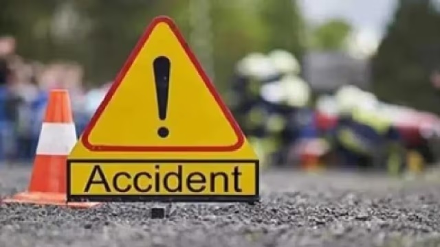 ବସ୍-ବାଇକ ମୁହାଁମୁହିଁ, ୨ ଛାତ୍ର ମୃତ