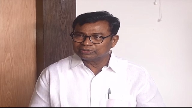 ସୋନିଆ ଗାନ୍ଧିଙ୍କୁ ମୋକିମଙ୍କ ଚିଠି ପ୍ରସଙ୍ଗ: ମୁହଁ ଖୋଲିଲେ ଭକ୍ତ