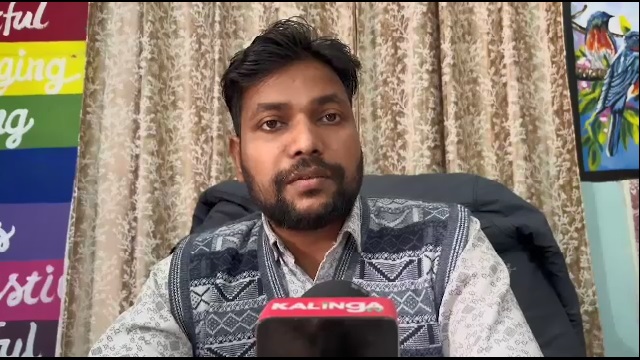 ମୁଖ୍ୟମନ୍ତ୍ରୀଙ୍କୁ ଅଶାଳୀନ ମନ୍ତବ୍ୟ ଦେଇ ନିଲମ୍ବିତ ହେଲେ ପ୍ରଧାନଶିକ୍ଷକ