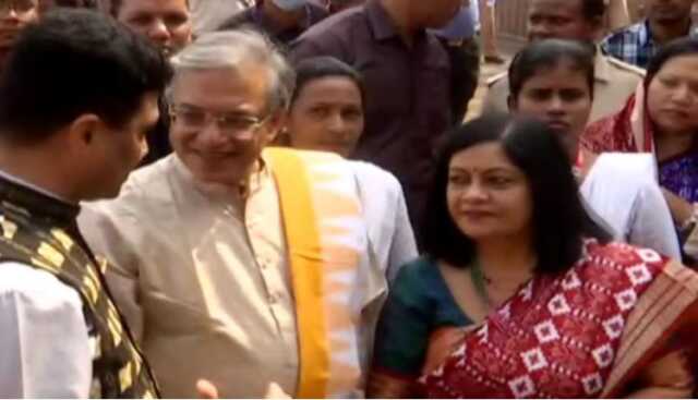 ଓଡ଼ିଶାରେ ମୁଖ୍ୟ ନିର୍ବାଚନ କମିଶନର, ଶ୍ରୀମନ୍ଦିରରେ କଲେ ମହାପ୍ରଭୁଙ୍କୁ ଦର୍ଶନ